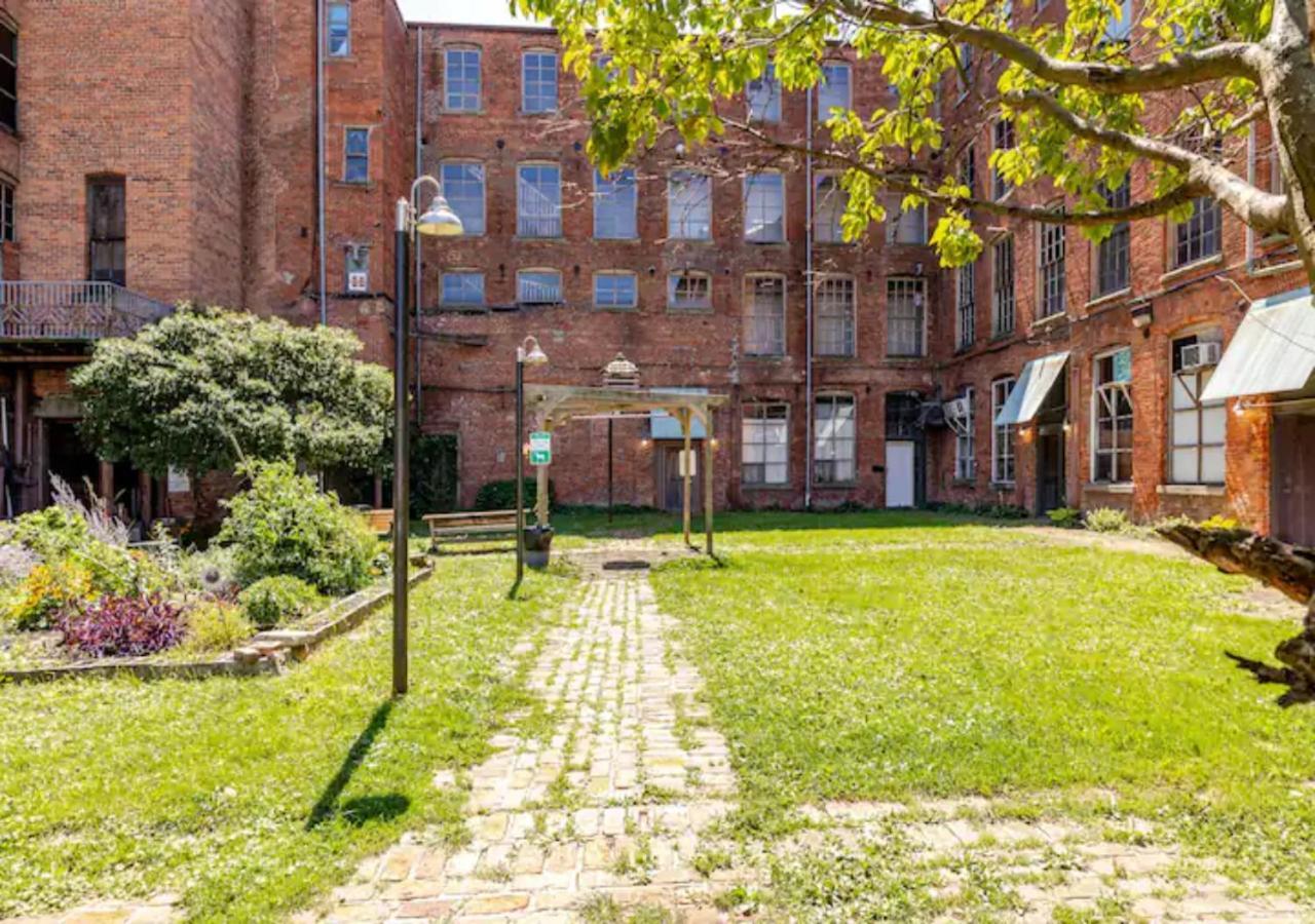 Riverview Loft * Detroit